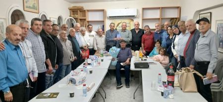 بين طيّات الكتب" مناقشة إصدار الكاتب عامر عودة 